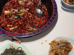 -何师傅美蛙鱼头(汉街店)