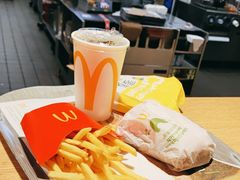 -麦当劳(四平路店)