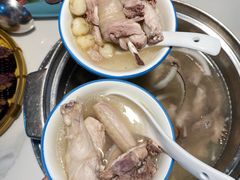 -三个椰子·现砍椰子鸡(金源CBD店)