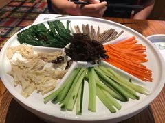 鸡丝凉米线-云海肴云南菜·蒸汽石锅鱼(北京良乡华冠店)