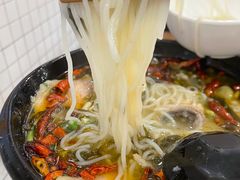 酸菜鱼米线-常鲜德乐购迎桂馒头店(麻巷公寓店)
