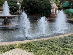 -七彩云南古滇温泉山庄