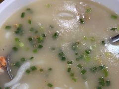 -鹏城人家海鲜酒家·23年老字号(较场尾店)