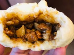 麻辣香菇鸡丁包-老陶包子铺(南大西南村店)