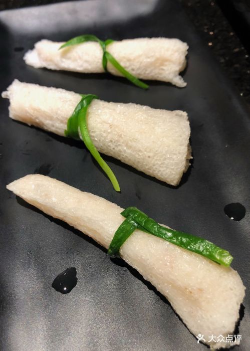 就是泰just thai泰式火锅(长寿路店)竹荪虾卷图片