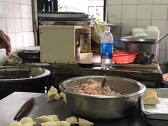 -黄阿姨锅贴大王(万航渡路店)