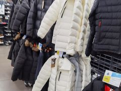 -迪卡侬(西三旗店)