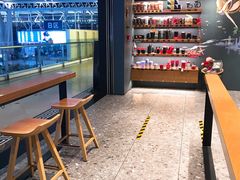 -星巴克(广州南站A18检票口楼上)