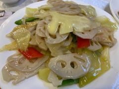 子姜炒藕片-文记壹心鸡(宝华路店)