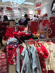 -巴拉巴拉(首创奥特莱斯店)
