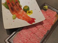 -铭牛烧肉·和牛海鲜自助(高新月牙湖店)
