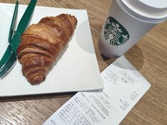 馥芮白-星巴克臻选(郑州国贸360广场店)