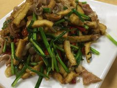 -乡府肉丁水饺(环山路店)