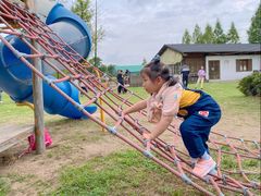 -田园东方蜜桃村的田野营地