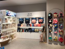 点击看大图 -国际蓝孩(万象城店)