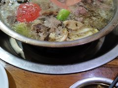 -泸州酸菜豆花火锅川师店