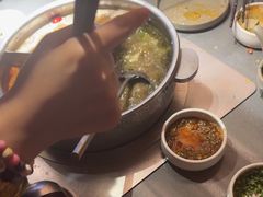 -巴奴毛肚火锅(二七万达店)