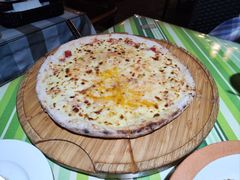 芝士披萨-BISTROFIORE美伊娜(伊犁南路店)