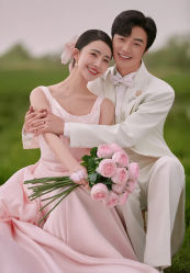 -莫兰迪婚纱摄影