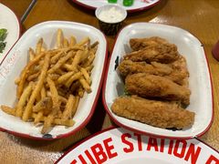 -Tube station站点比萨(王府井百货店)