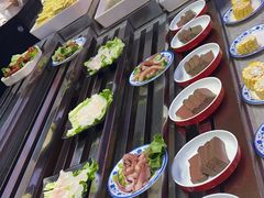 -新艺自助美食城(中山路店)