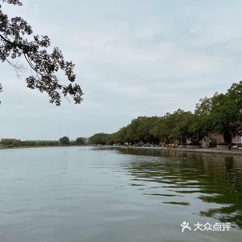 建议可以增添点文化类的展览