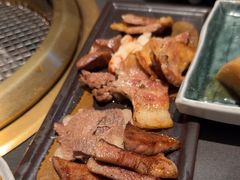 -铭牛烧肉·和牛海鲜自助(高新月牙湖店)