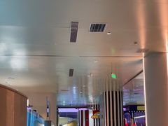 -涨巢·潮玩水疗局