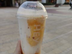 -喜茶(迪士尼小镇DP店)