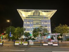 -上海来福士广场