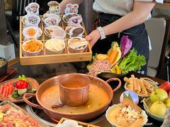 -菌自由丨野生菌火锅特色庭院餐厅(丽江古城店)