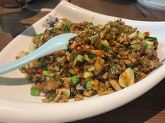 -有红鸡毛店·川菜(建设路店)