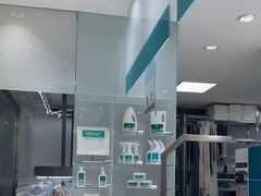 -福奈特洗衣·洗鞋·奢侈品护理(浦东南路店)