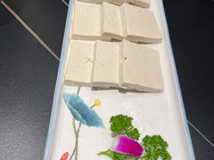 -鼎泰亨·海鲜牛肉餐厅(滨江店)