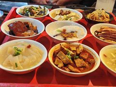 -蓝田九大碗民俗食府(蓝田店)