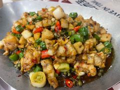 -郑东靓靓虾馆·金牌油焖大虾(天泽街店)