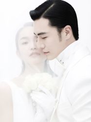 -至臻微拉婚纱摄影