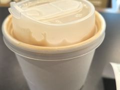 拿铁-PAOPAO Bakery&Café(港汇店)