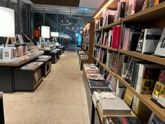 -茑屋书店(天目里店)
