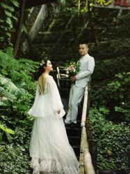 -巴黎婚纱摄影工作室