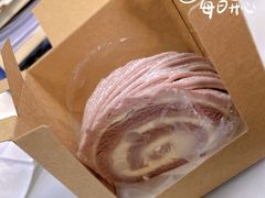 软糯香芋瑞士卷-星巴克(天津SM城市广场店)