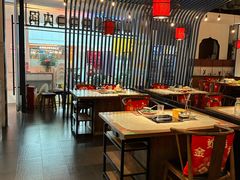 -尚尚仙·酸汤猪手·猪肚鸡火锅(华联万柳购物中心店)