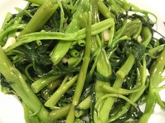 -丹江口渔村·湘味厨房(桃园店)