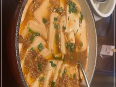 -爱碗亭·鲜炒湖南菜(壹城中心店)