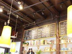 -猫的天空之城概念书店(杭州南宋御街店)