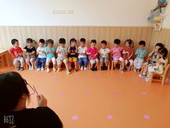 -小门牙好性格托育(北外滩中心)