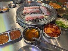 -哈哈碳都·牛肋条无限自助烤肉(宝龙店)