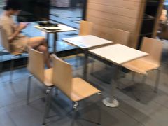 -麦当劳(世界城广场店)