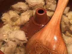 -云海肴·汽锅鸡·云南菜(天山百盛优客店)