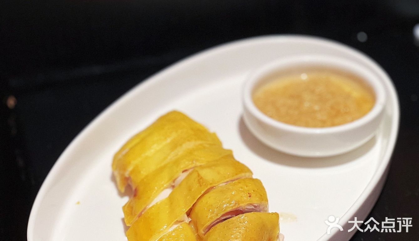 一家可以在清吧里喝鸡汤的店！！🤩